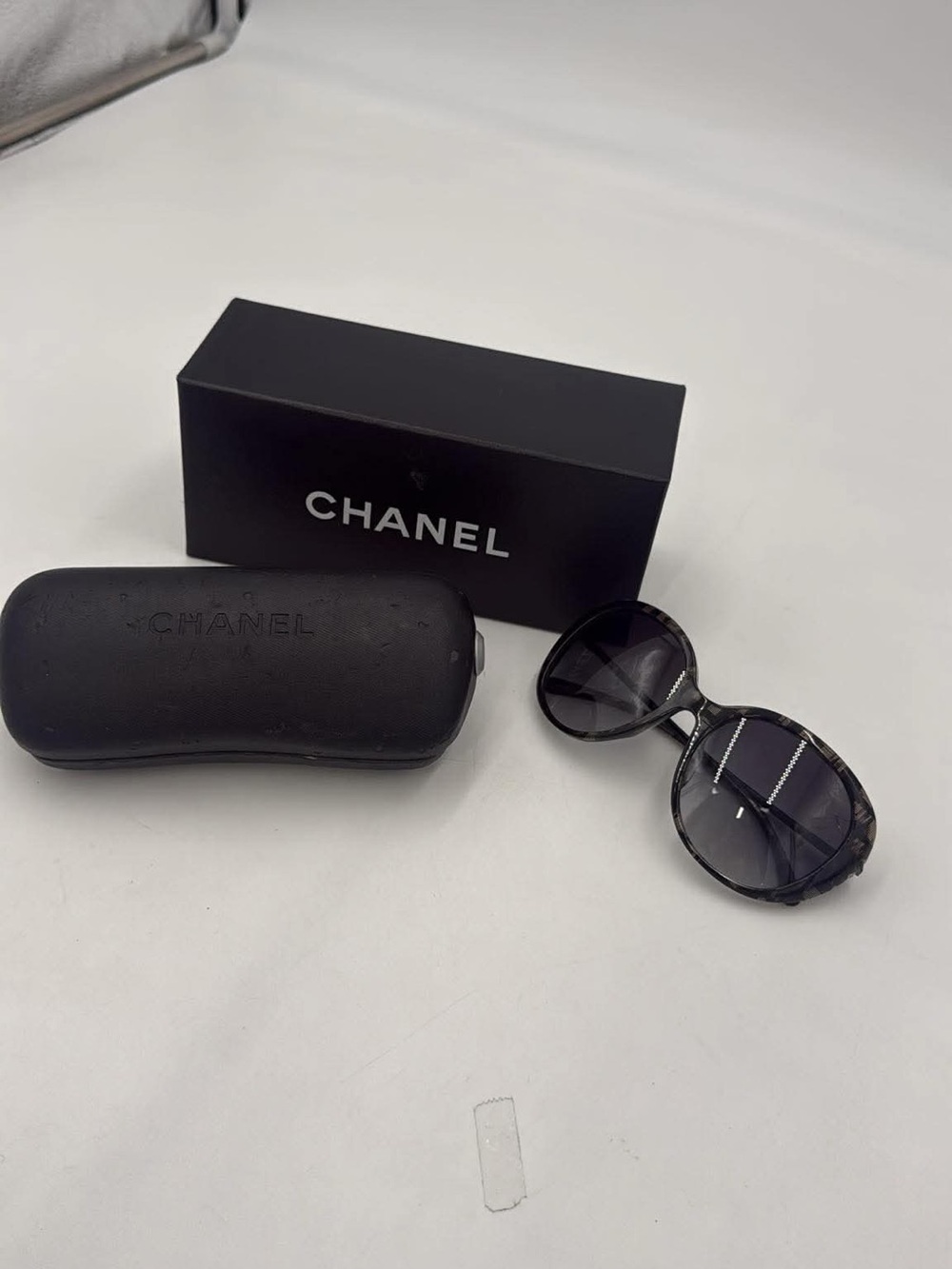 CHANEL Black Gradient Round Oversized Sunglasses